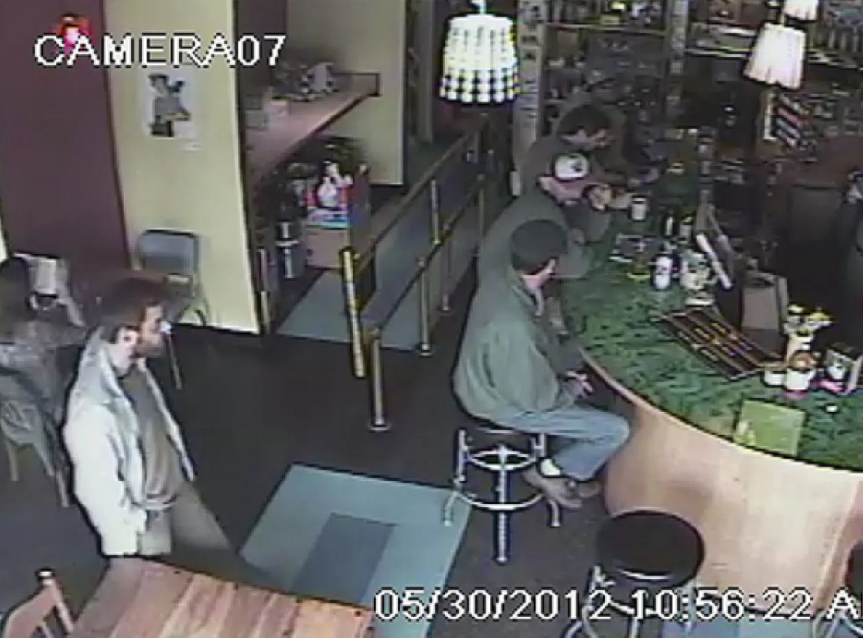 Masakra w kawiarni. Morderca nagrany przez monitoring