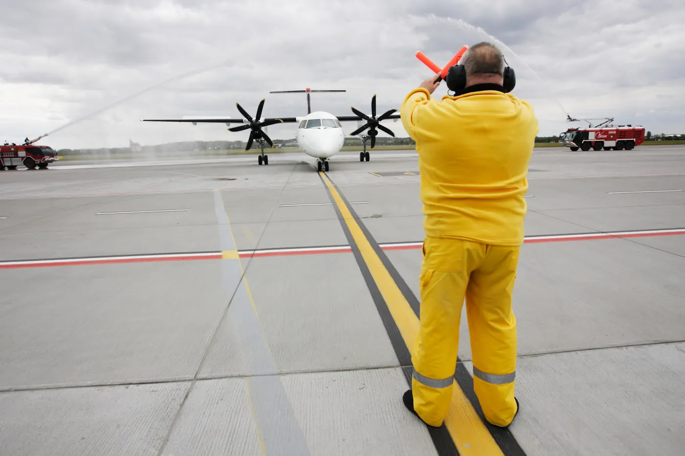 Nici z wprawy posłów PiS po dokumenty gdańskiego lotniska