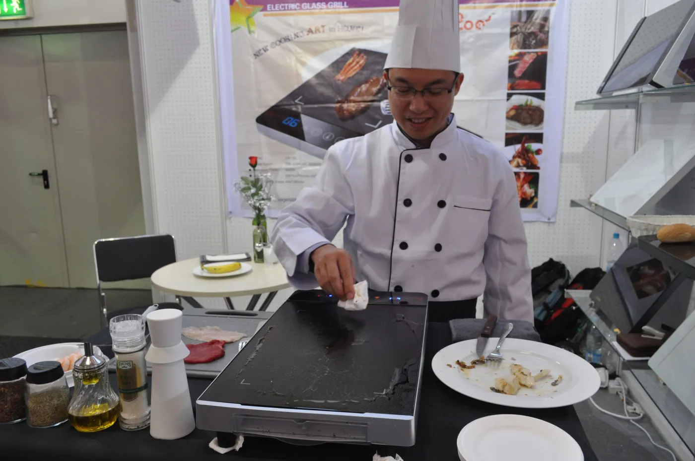 Chiński grill błyskawiczny