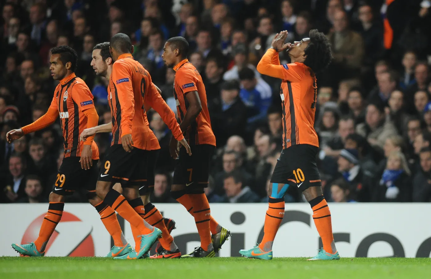 Piękny gest piłkarzy Szachtara. Kupili dom wielodzietnej rodzinie