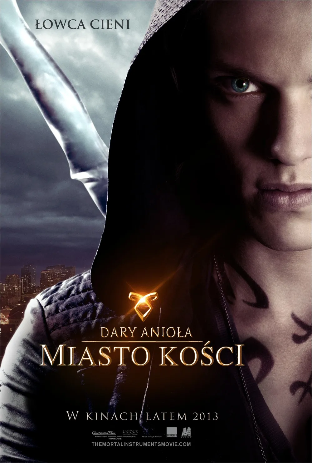 5328790-dary-aniola-miasto-kosci.jpg