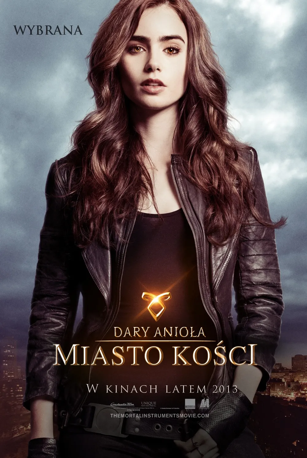 5328819-dary-aniola-miasto-kosci.jpg