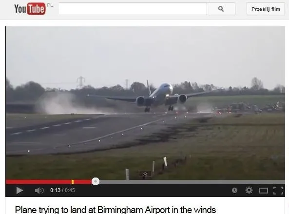 Nierówna walka samolotu z wiatrem. Potężna maszyna nie dała rady [WIDEO]