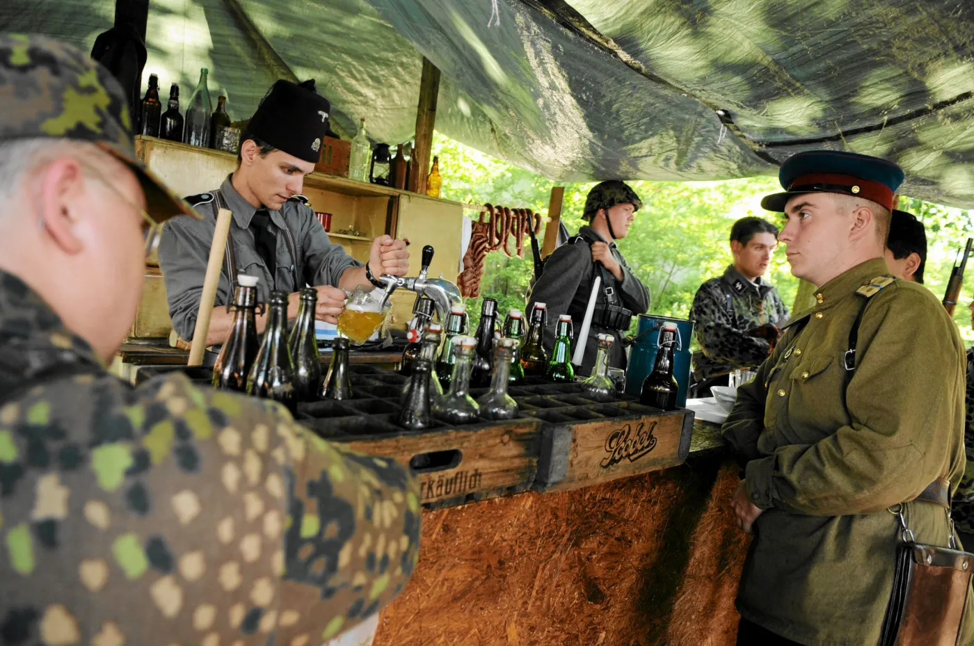 Gorsza wersja przeszłości. Naszą historię piszą przegrani, by wybielić własne błędy?