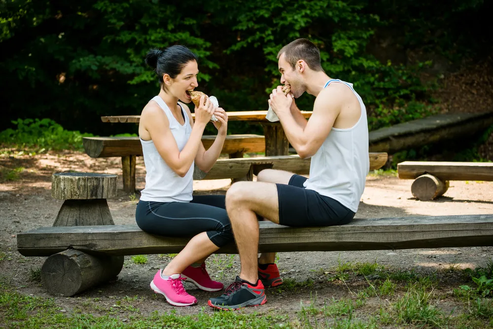 Zaczynasz wiosenne treningi? Koniecznie zadbaj o właściwą dietę!
