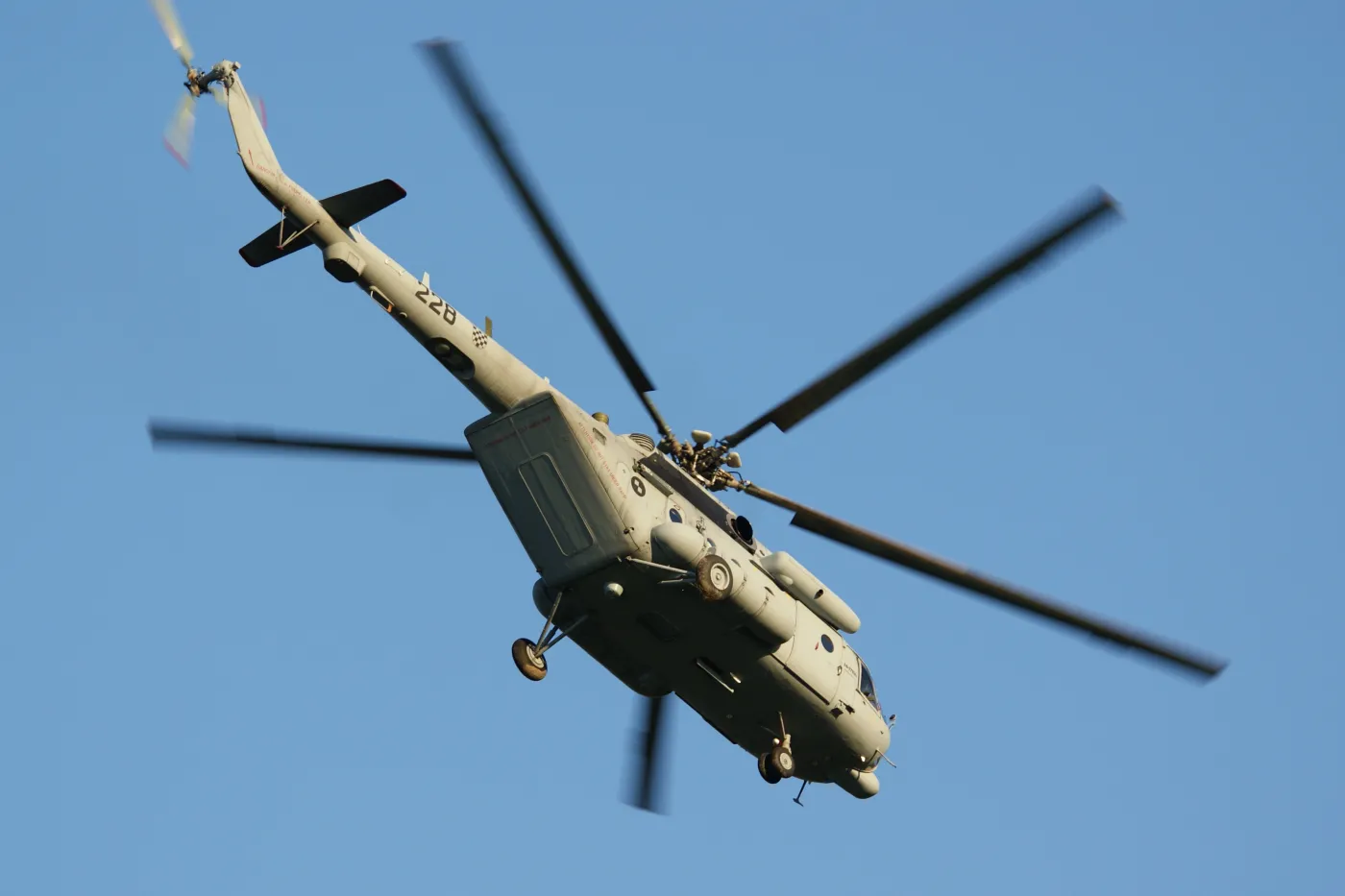 Rosja ćwiczy na granicy z Łotwą i Estonią. "Uważnie obserwujemy"