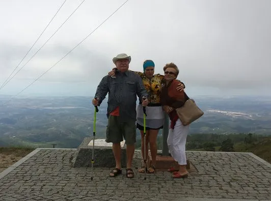 Lech Wałęsa z żoną Danutą i córką Marią Wiktorą na wakacjach w Portugalii 