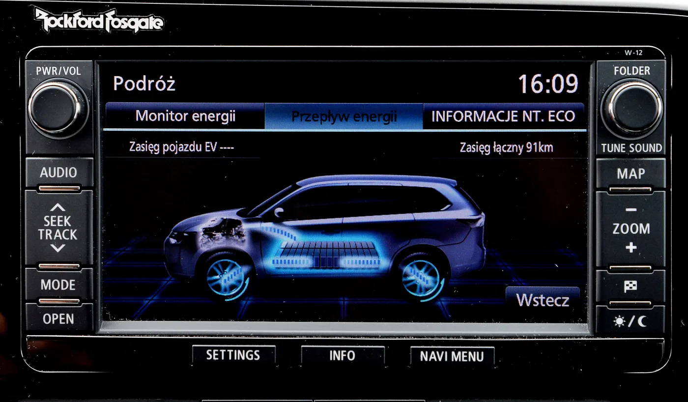 6443840-mitsubishi-outlander-phev.jpg
