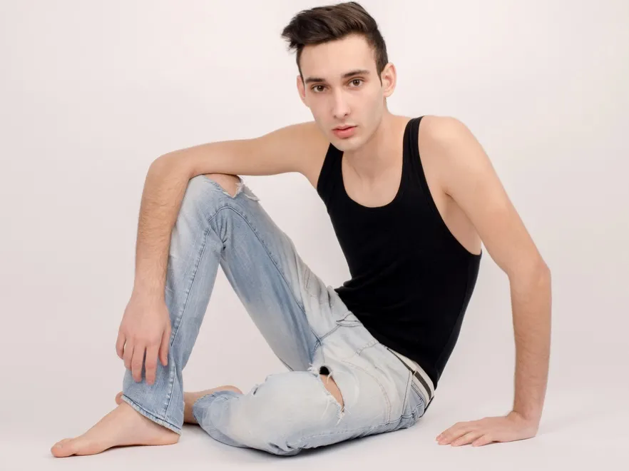 Jego ubranie jej okiem: to jest niemęskie. TOP 5