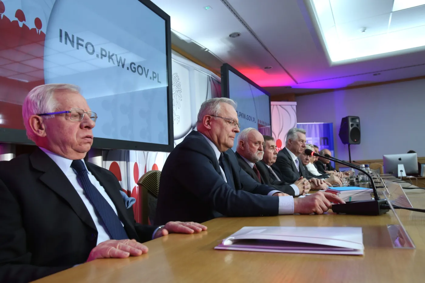 PO winna problemów PKW? Rozenek i Brudziński chcą dymisji członków Komisji