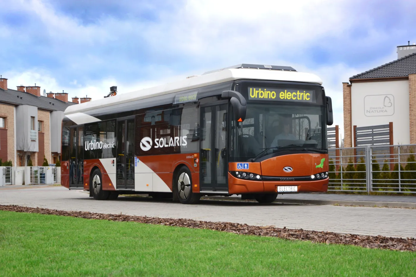 7212615-solaris-urbino-12-electric.jpg