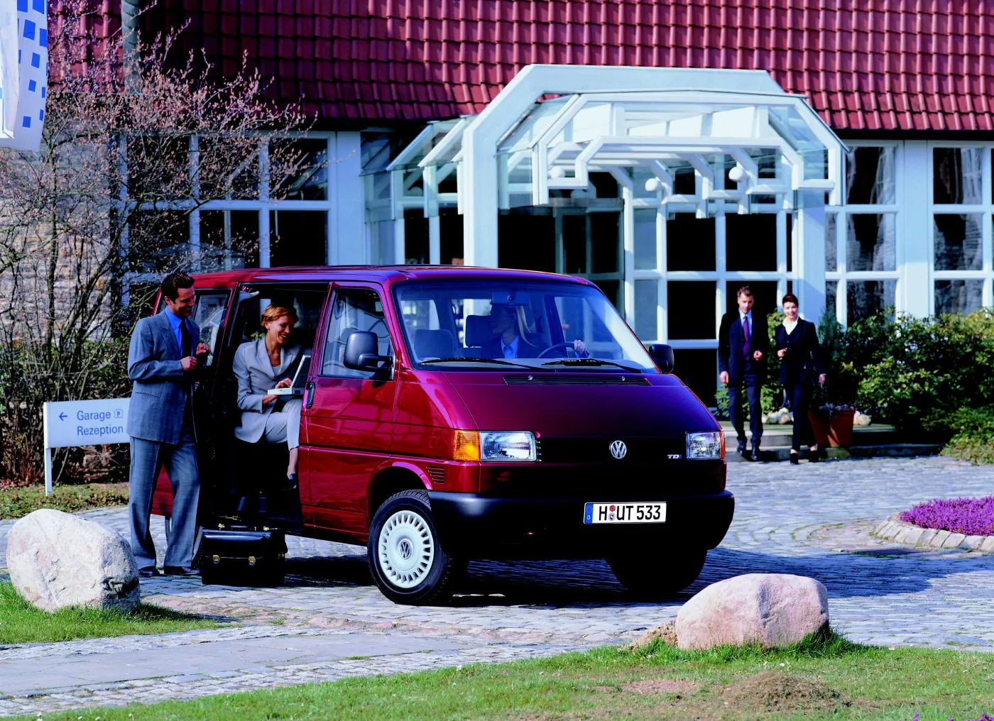 6883254-volkswagen-transporter-t4.jpg