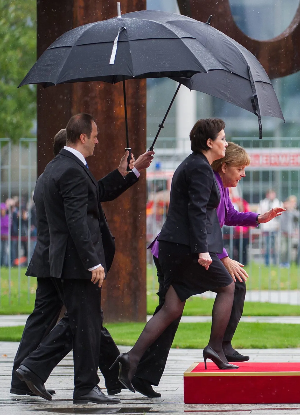 6932182-ewa-kopacz-i-angela-merkel.jpg