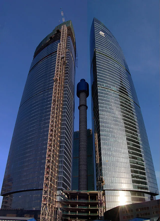 7537971-wieza-federacji-w-moskwie.jpg
