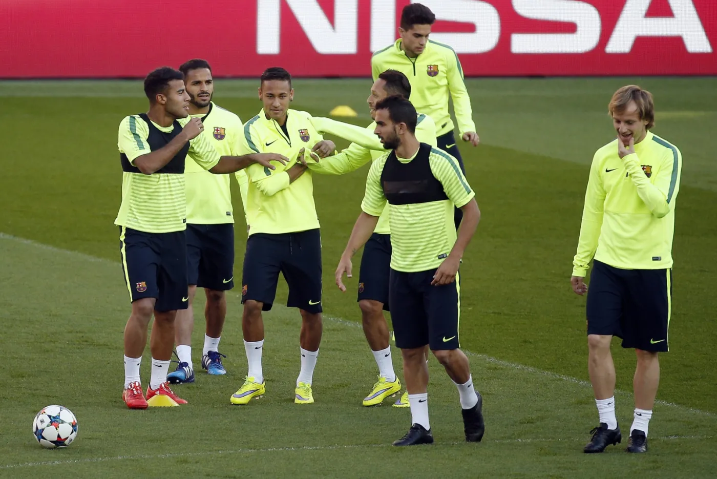 Trening piłkarzy Barcelony