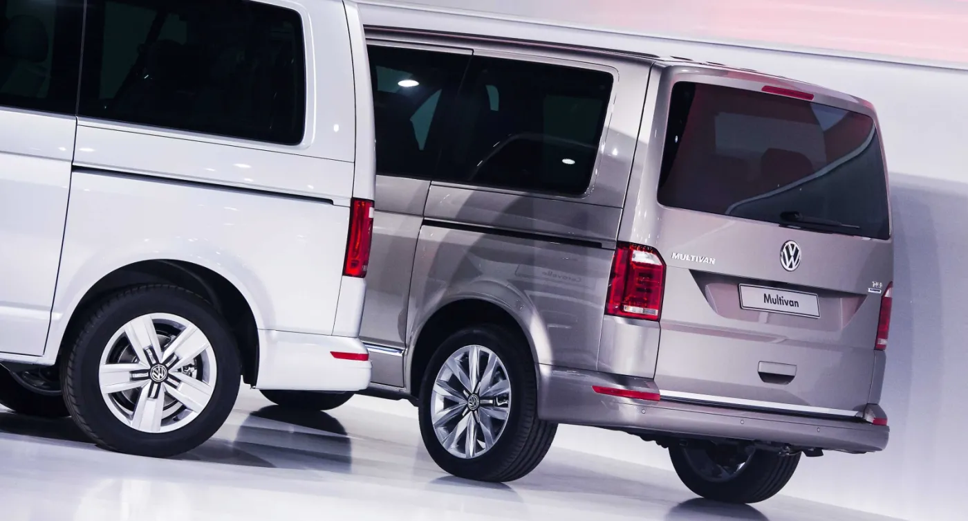 7660996-volkswagen-transporter-t6.jpg