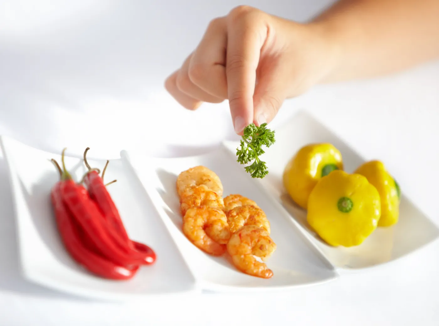 posiłek - owoce moża, chilli i papryka