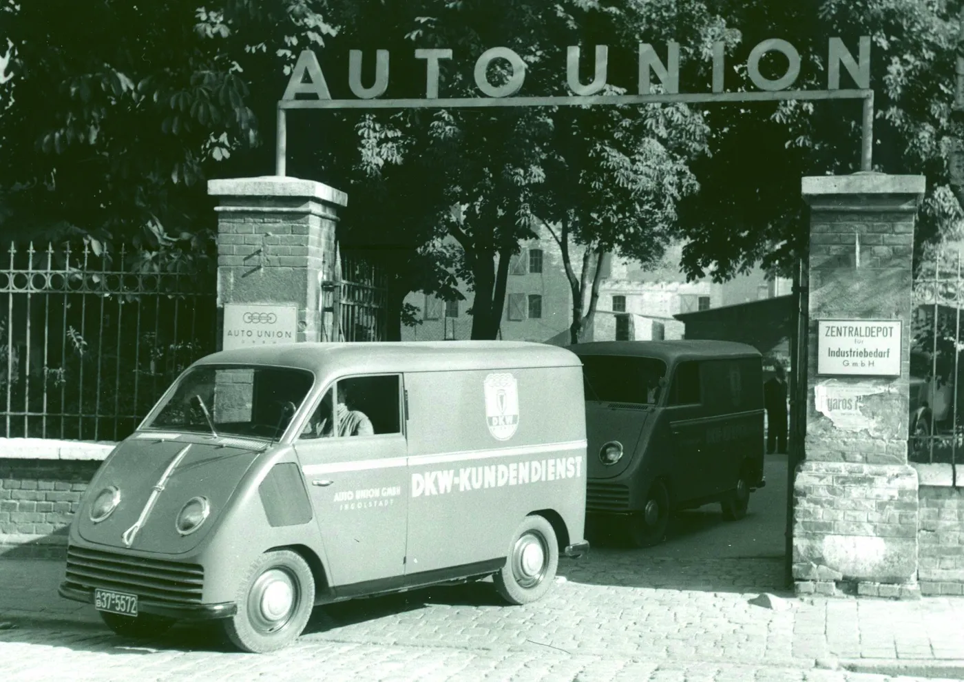 7322857-dkw-elektro-schnellaster.jpg