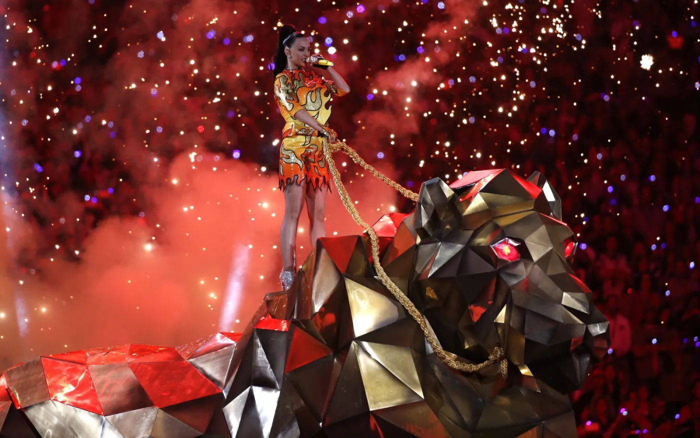 7372441-katy-perry-na-super-bowl.jpg