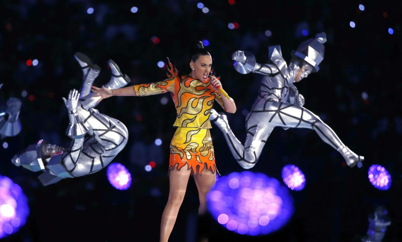 7372528-katy-perry-na-super-bowl.jpg