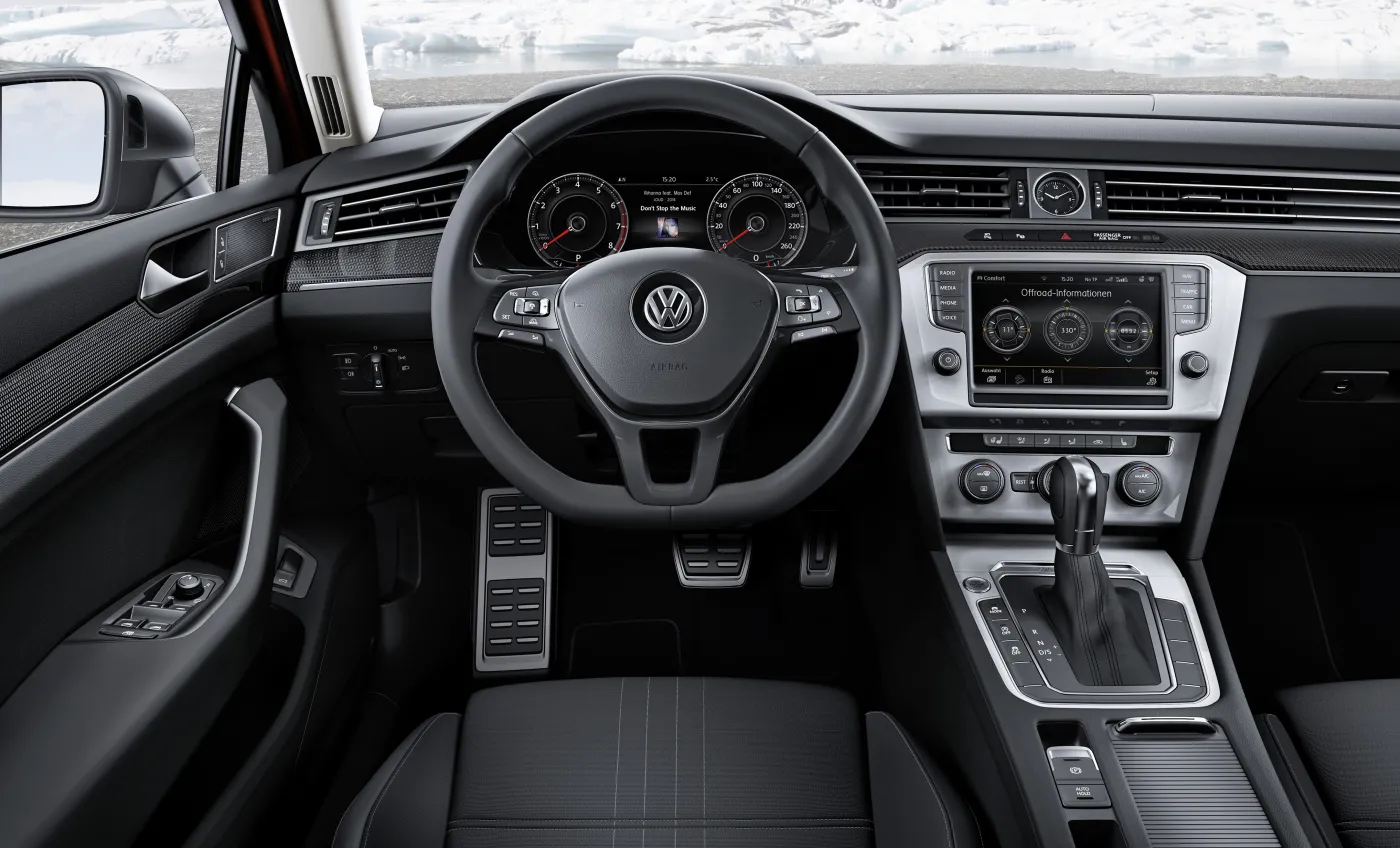 7447369-volkswagen-passat-alltrack.jpg