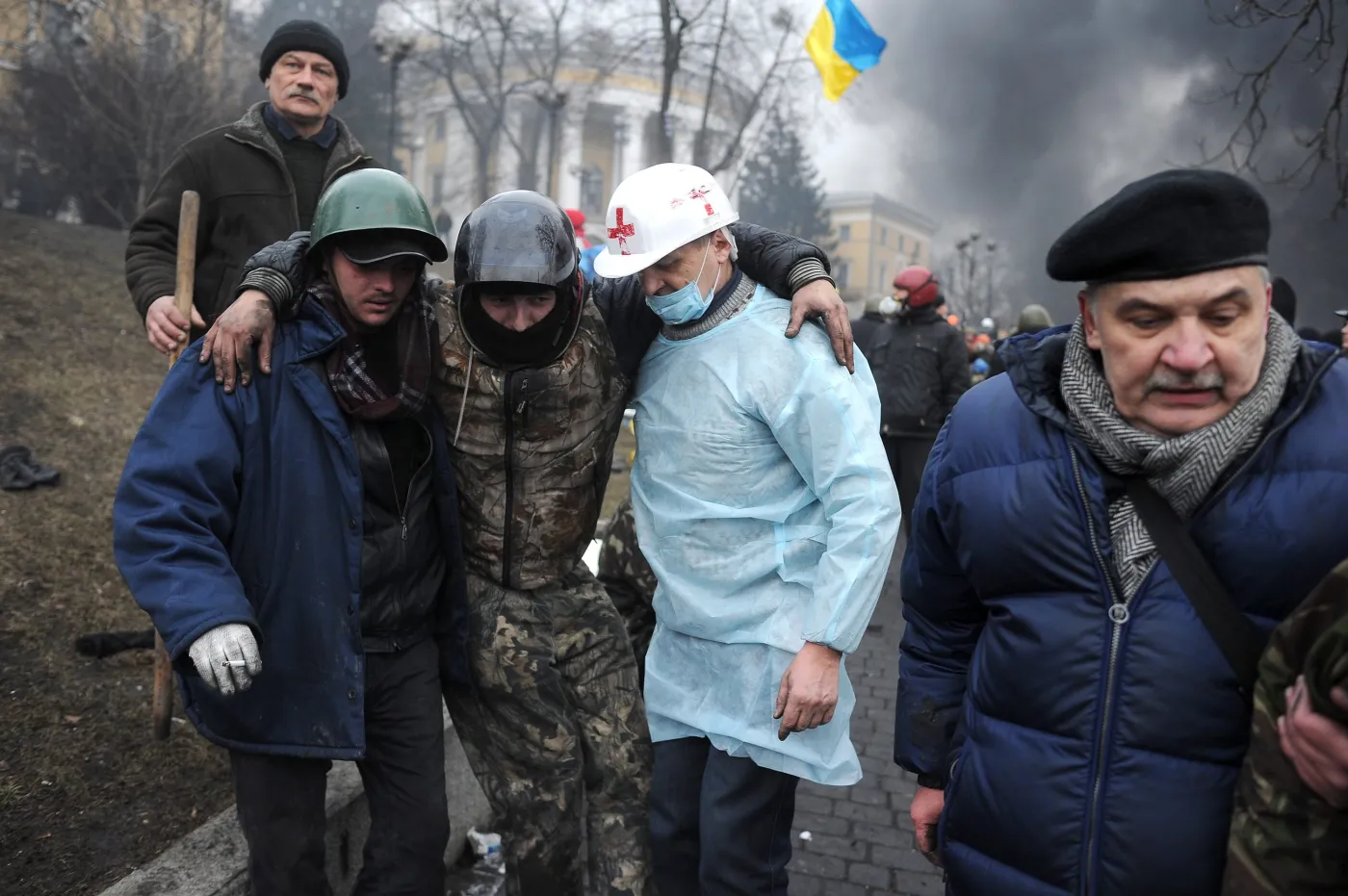 Rok temu Majdan spłynął krwią. Dzień Niebiańskiej Sotni na Ukrainie