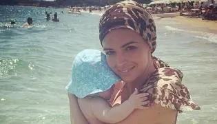 Anna Wendzikowska po raz pierwszy pokazała córkę [FOTO]