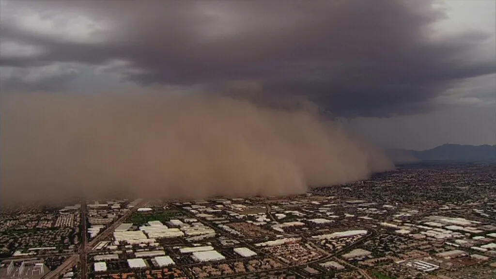 Burza piaskowa nad Phoenix