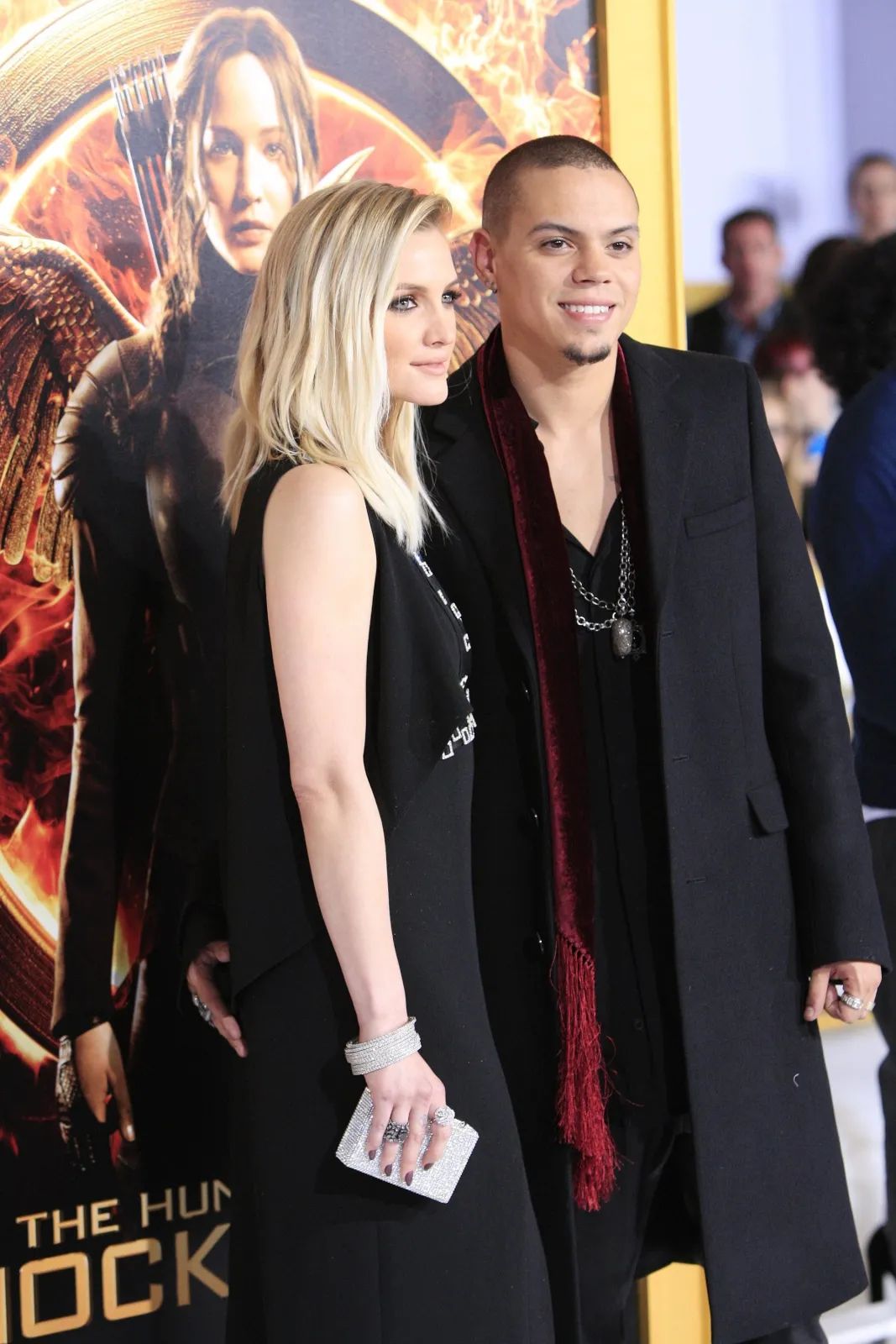 7085669-ashlee-simpson-i-evan-ross.jpg