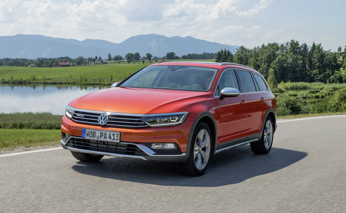 8510109-volkswagen-passat-alltrack.jpg