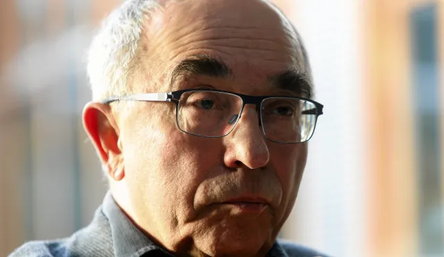 Prof. Aleksander Smolar i Monika Olejnik ostro krytykują Grossa. "Zhańbił się"