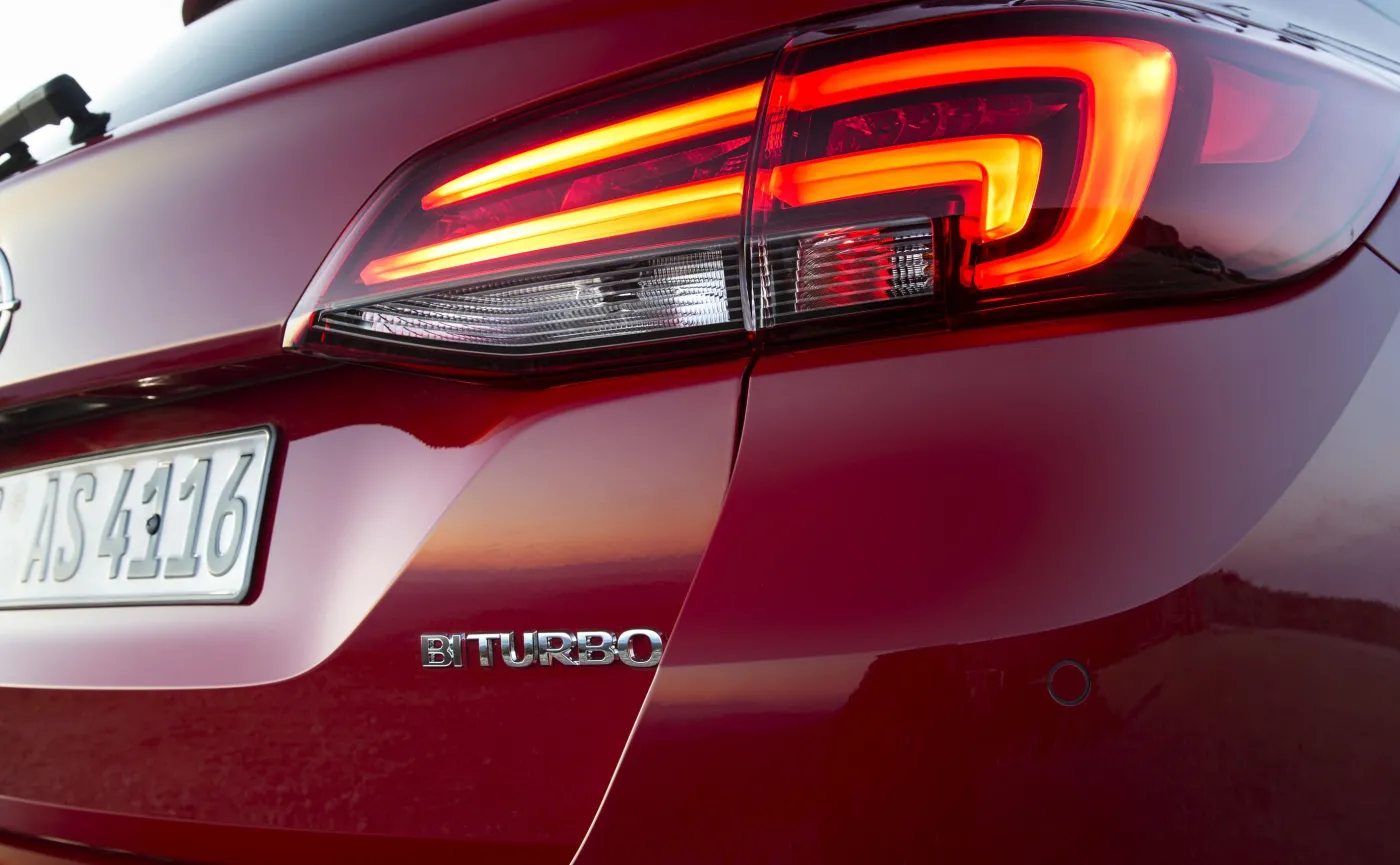 Nowy opel astra sports tourer to najtańsze niemieckie kombi w Polsce. Ile spala i jak jeździ? Sprawdziliśmy