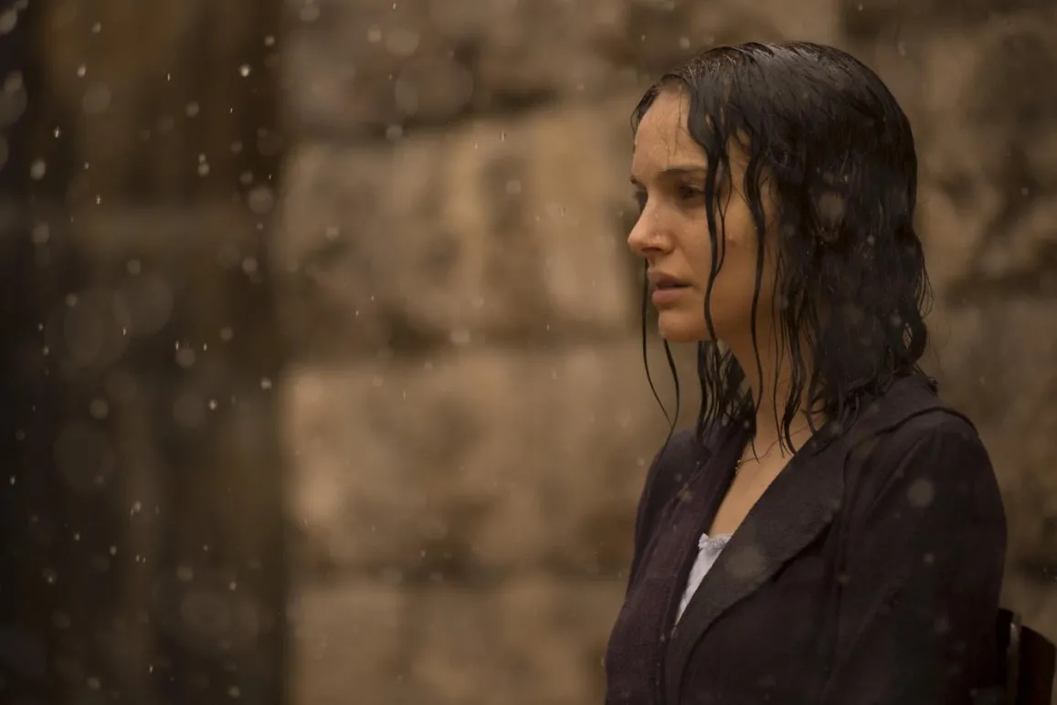 Natalie Portman debiutuje z pomocą Sławomira Idziaka. "Opowieść o miłości i mroku" wchodzi do kin