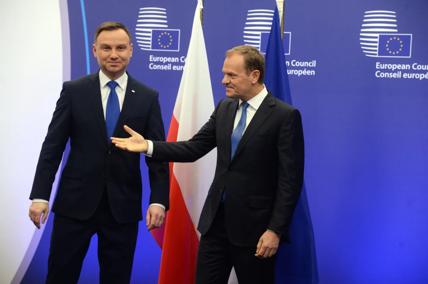 8646608-andrzej-duda-i-donald-tusk.jpg