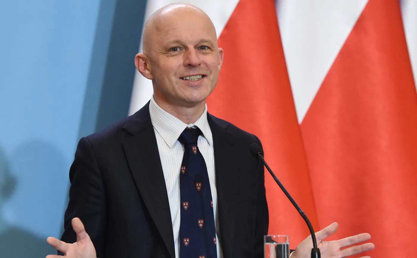 Minister Paweł Szałamacha