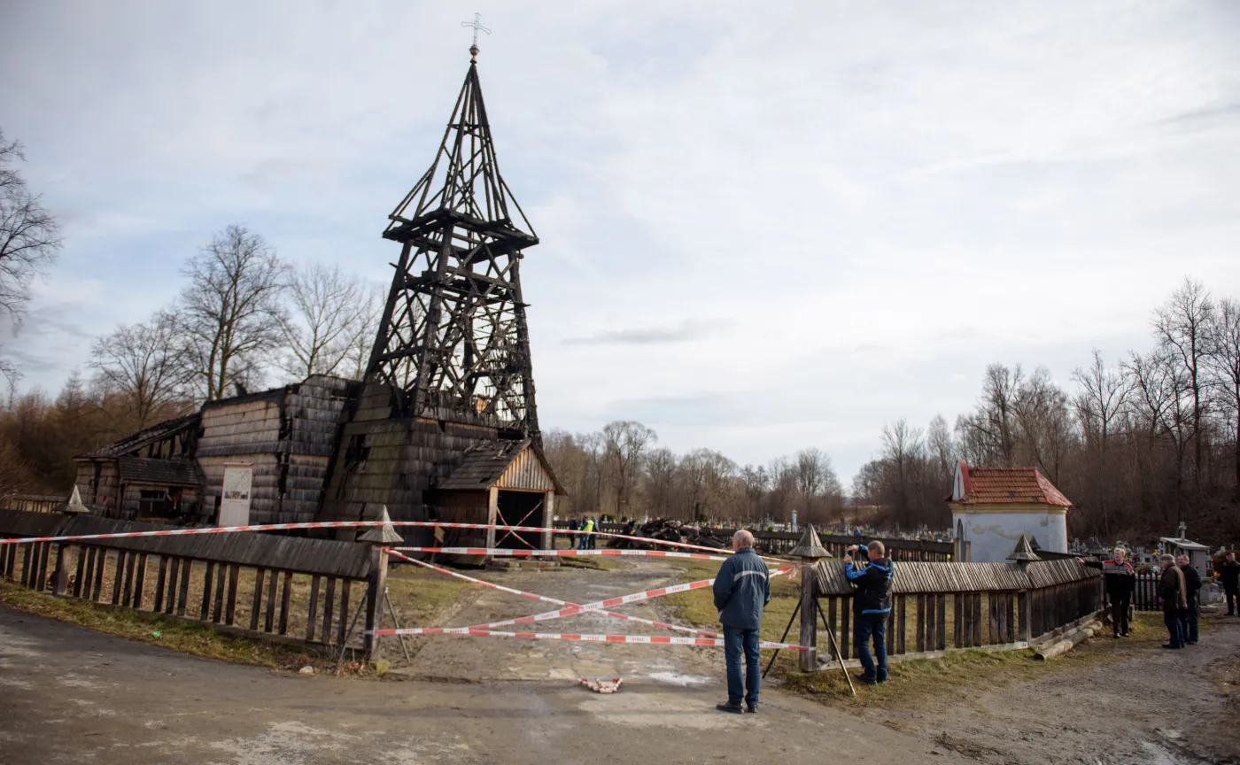 Spalony kościół w Libuszy