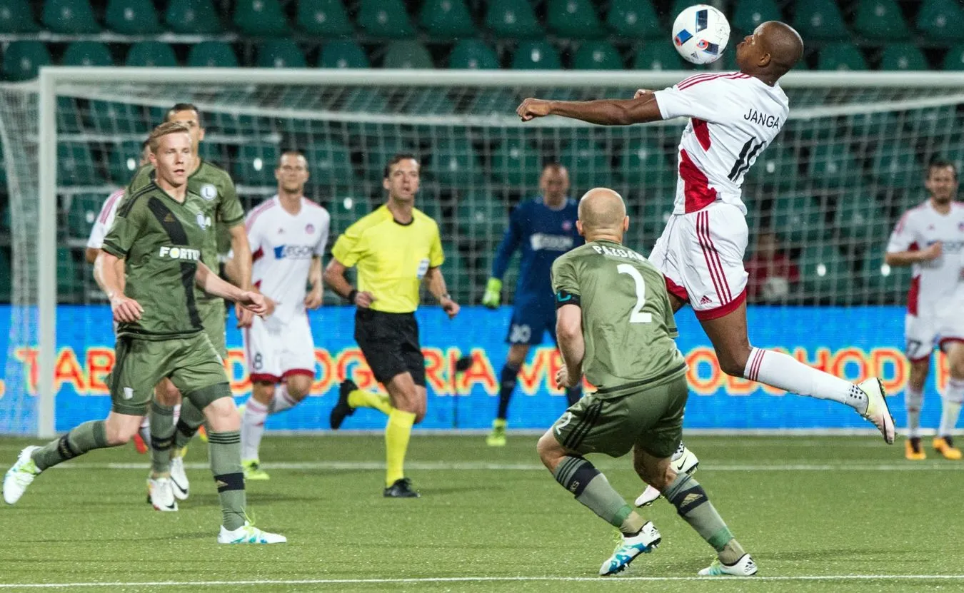 Liga Mistrzów: Cenne zwycięstwo Legii Warszawa w meczu wyjazdowym z AS Trencin