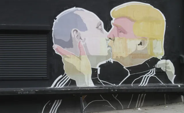 Mocne słowa byłego szefa CIA: Donald Trump nieświadomym agentem Rosji