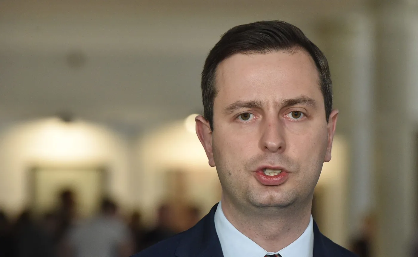 PSL chce, by w Wielki Piątek i Wigilię Polacy pracowali krócej. Projekt ustawy w Sejmie