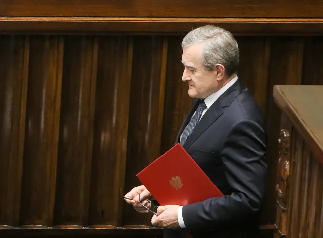 Gliński: Jeśli jeden mały SKOK upadł, to się to zdarza. Nie ma afery SKOK-ów, była afera Amber Gold