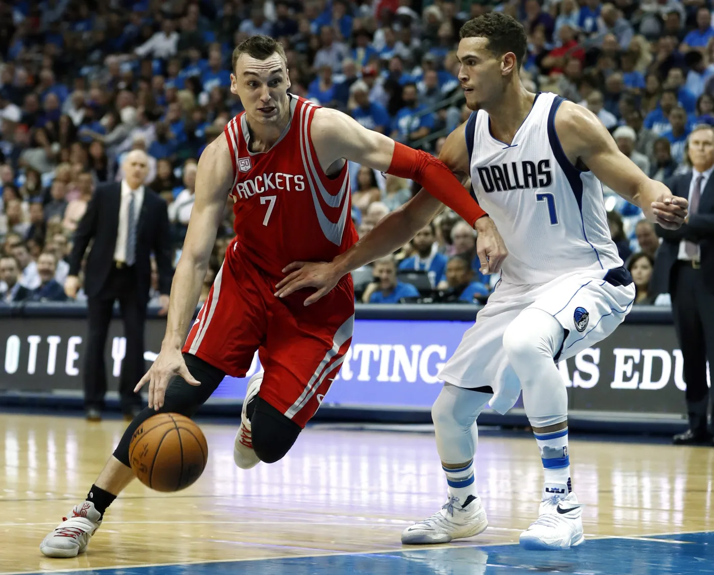 Sam Dekker i Dwight Powell