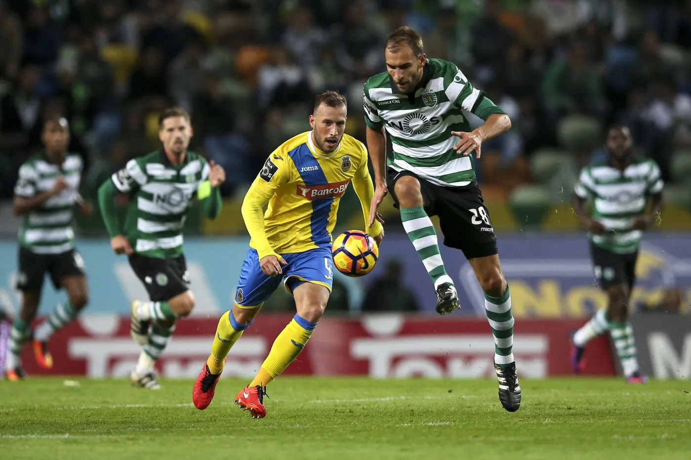 Bas Dost i Sema Velasquez