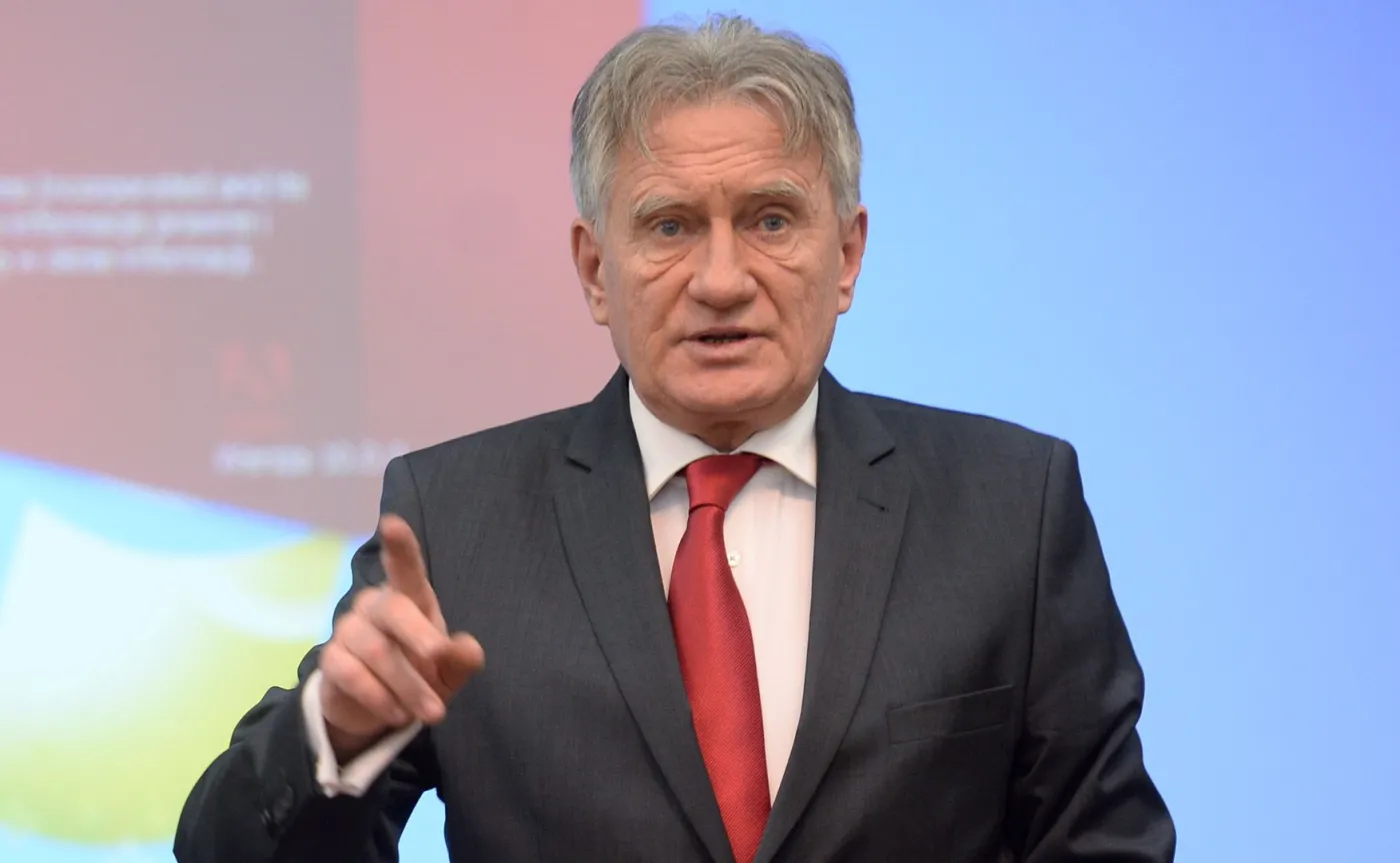 Prezes PGNiG Piotr Woźniak