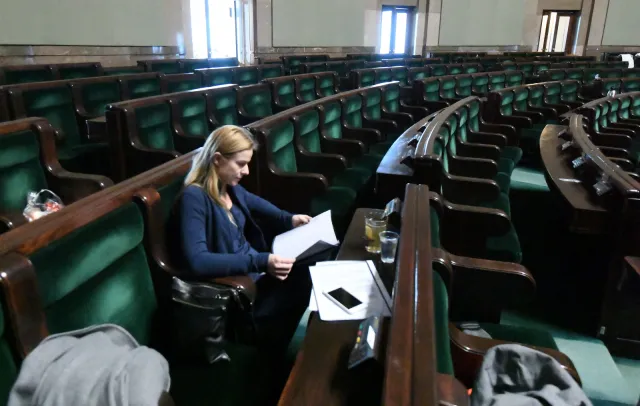 Opozycja wyłamuje się z protestu? Wicemarszałek Senatu o "ostro rywalizujących frakcjach" w Platformie