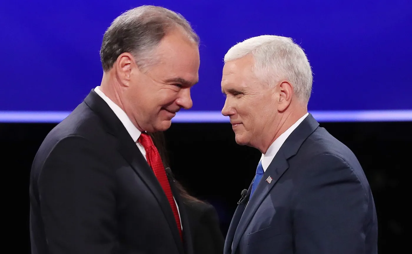 Mike Pence (P) i Tim Kaine (L)