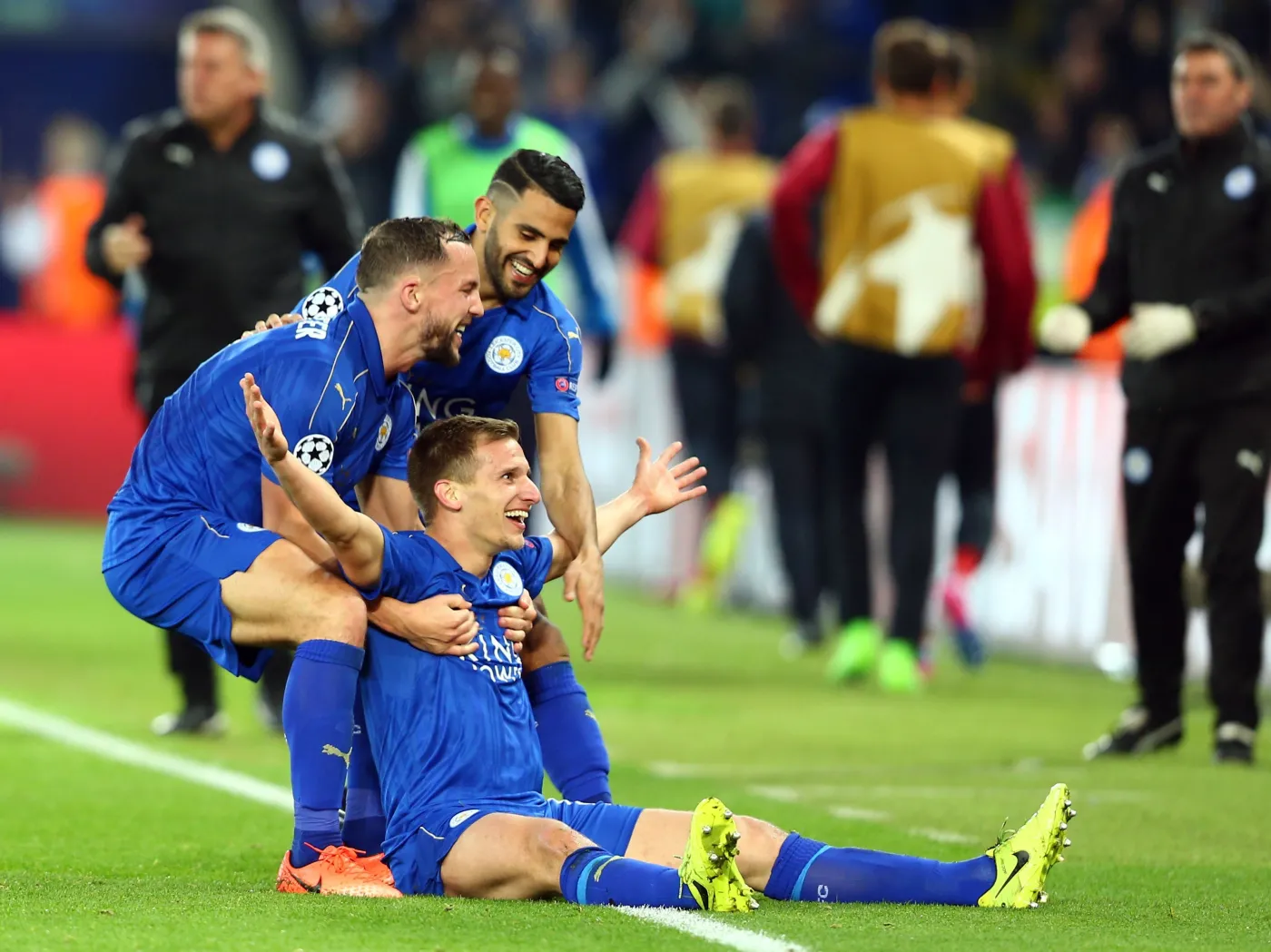 Marc Albrighton (na murawie)