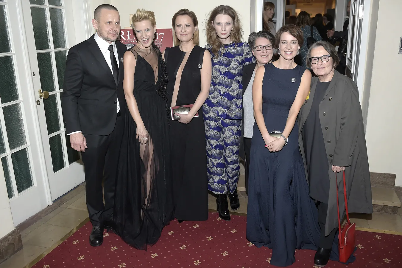 Ścianka pękała w szwach: gwiazdy na gali Orły 2017