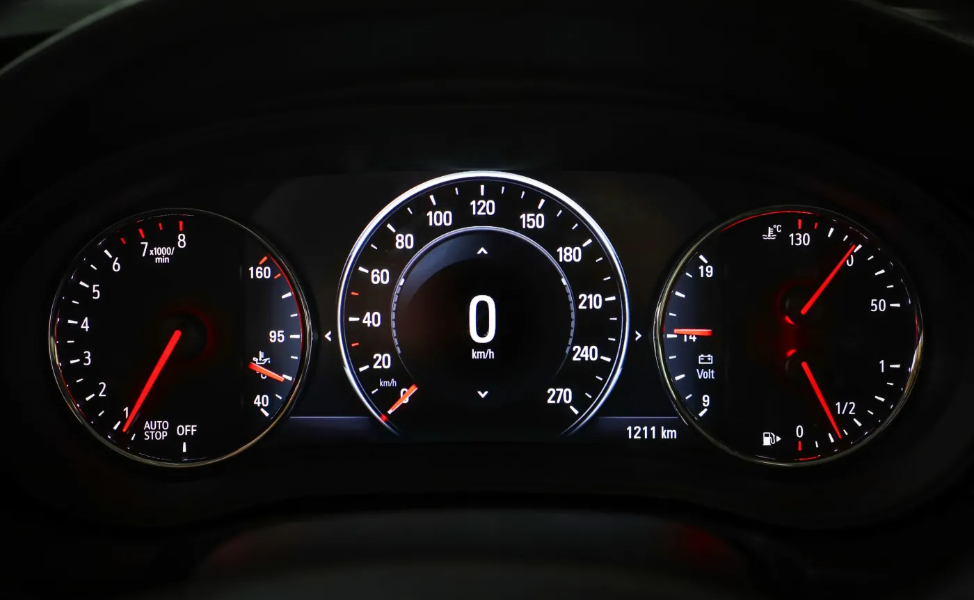10031467-opel-insignia-grand-sport.jpg