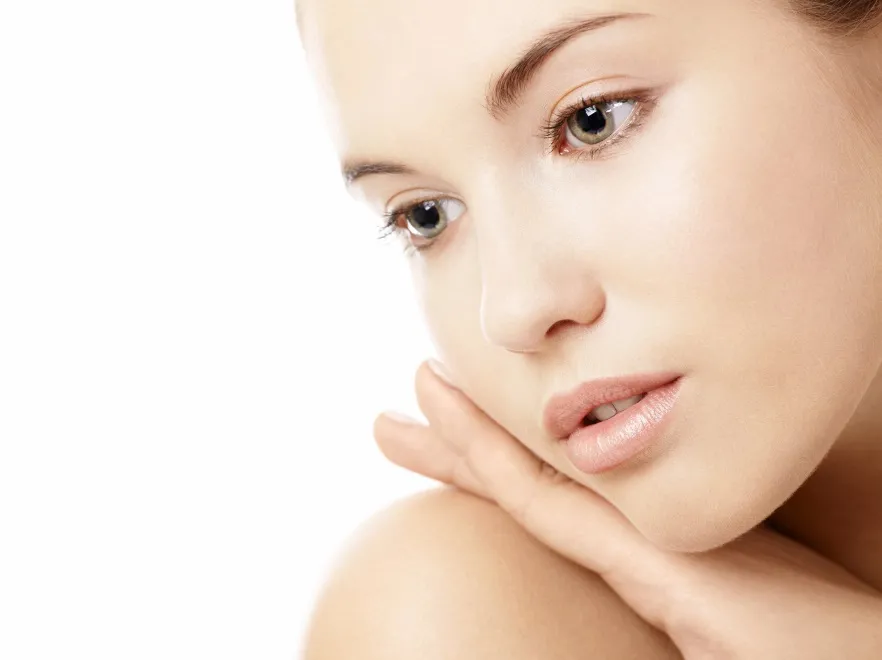 Bez tej wiedzy ani rusz: sprawdź swój fototyp skóry, zanim przyjdzie sezon na opalanie!