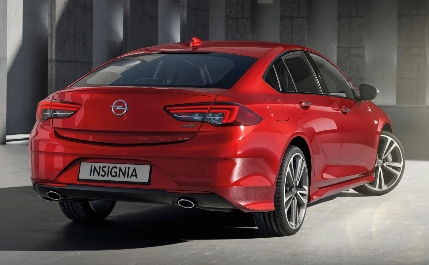 9920272-opel-insignia-grand-sport.jpg